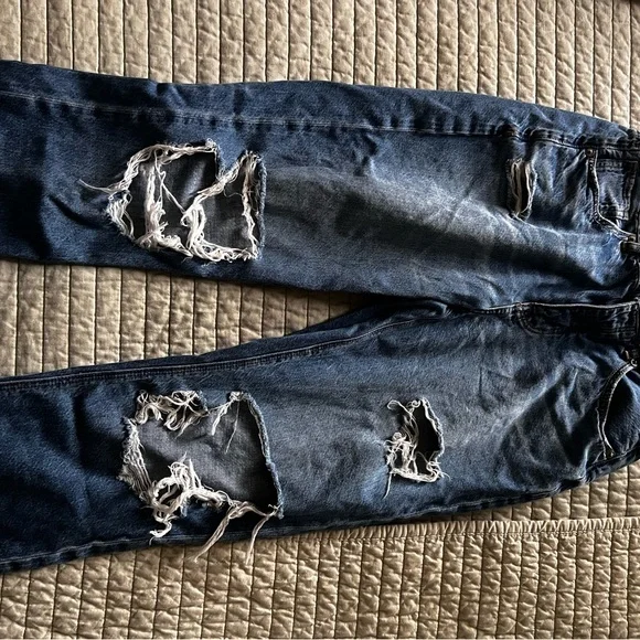 American Eagle Outfitters Dark Blue Distressed Boyfriend Jeans - Picture 5 of 6